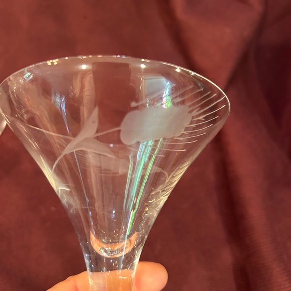 Vintage Hand Cut Wheat Pattern Goblets - Picture 5 of 6